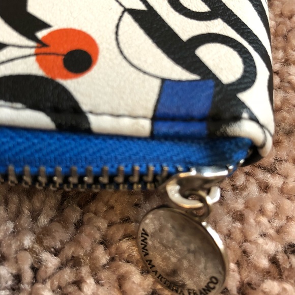 Wallet - Picture 2 of 3